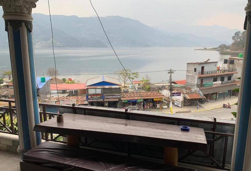 اتاق استاندارد با چشم‌انداز دریاچه, Lake Vision Guesthouse