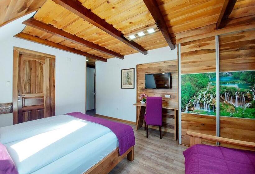 اتاق سوپریور سه تخته, Plitvice Ethno House