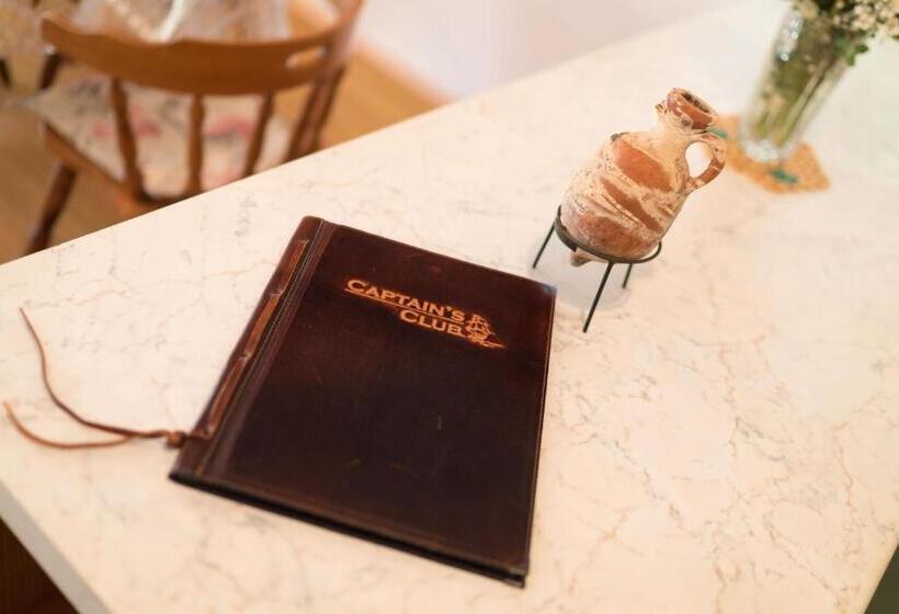 شقة سوبيريور 3 غرف نوم, Captain's Club