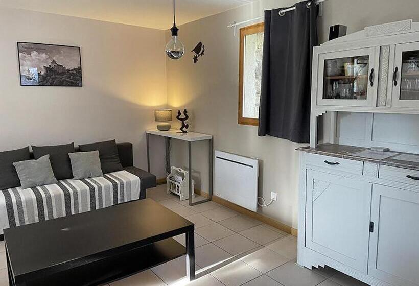 Дом 2 Спальни, Gîte Et Chambres D Hôtes   Sur Le Chemin Des Sens