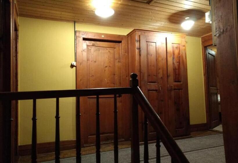 Номер Стандарт Вид на Горы, Hôtel Pension Du Lac Bleu