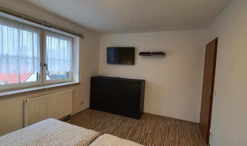 Апартаменты 2 Спальни, Apartment Marx