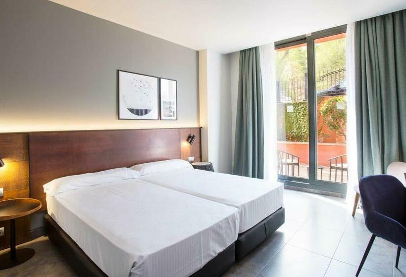 اتاق استاندارد با تراس, Dolce by Wyndham Barcelona Resort