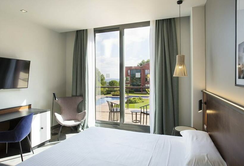 اتاق استاندارد با تراس, Dolce by Wyndham Barcelona Resort