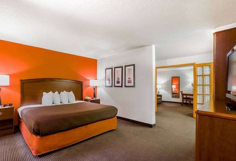 Люкс, Americinn By Wyndham Chamberlain  Conference Center