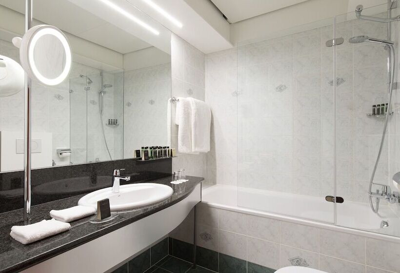 اتاق راحتی, Grand Hotel Union Eurostars