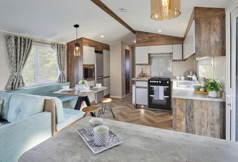 Дом 2 Спальни, Wild Rose Holiday Park