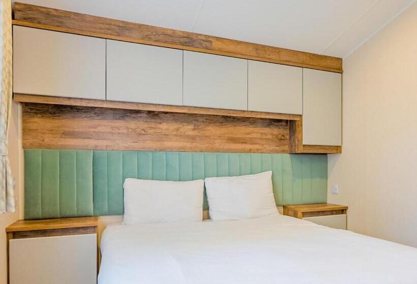 Дом 2 Спальни, Wild Rose Holiday Park