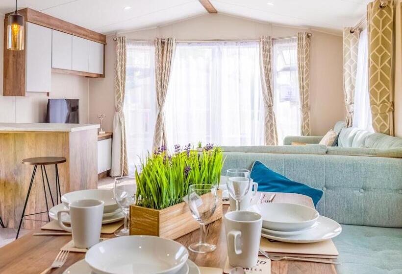 Дом 2 Спальни, Wild Rose Holiday Park