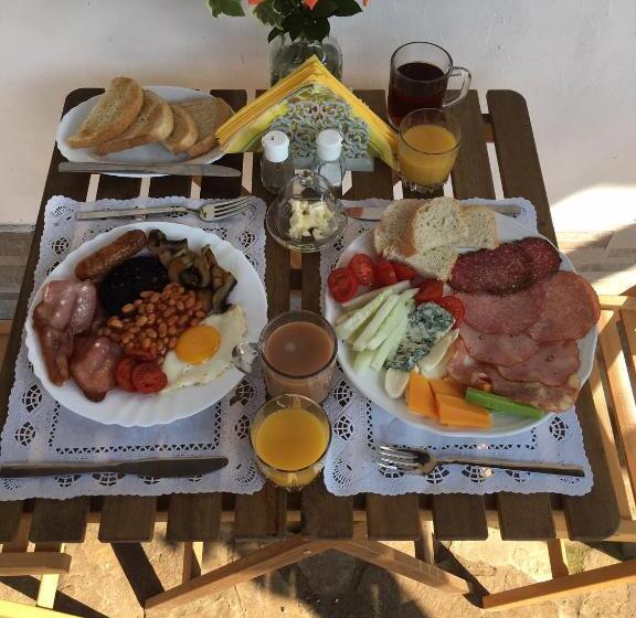 스탠다드 룸 킹사이즈 침대, Sunflower Guest House Bulgaria