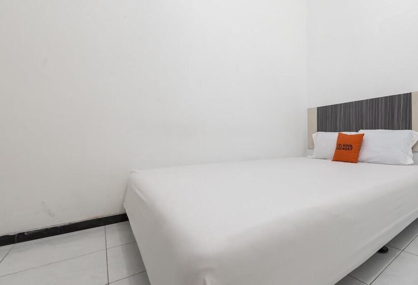 Номер Superior, Koolkost Near Universitas Diponegoro Semarang