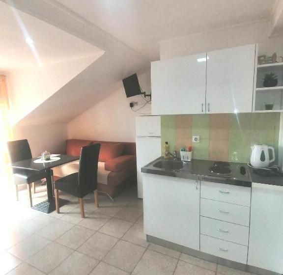 Студия Стандарт Вид на Море, Apartments Milic