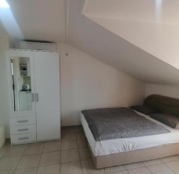 Студия Стандарт Вид на Море, Apartments Milic
