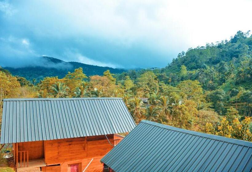 标准三人间, Sinharaja Forest Gate