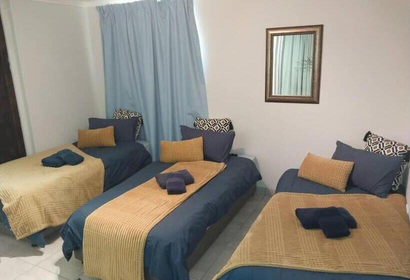 آپارتمان خانوادگی, Eden Self Catering Chalets
