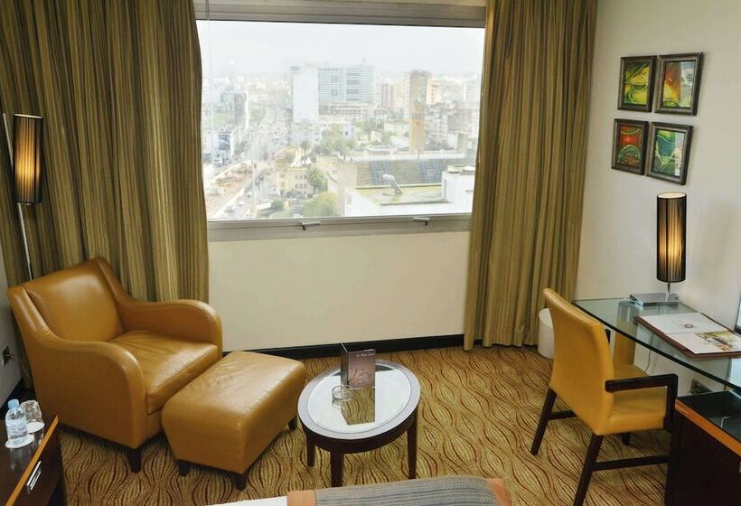 豪华房间, Farah Casablanca