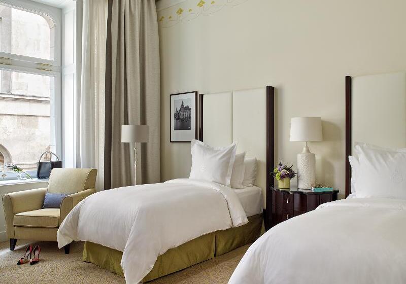 اتاق استاندارد, Four Seasons Hotel Gresham Palace Budapest