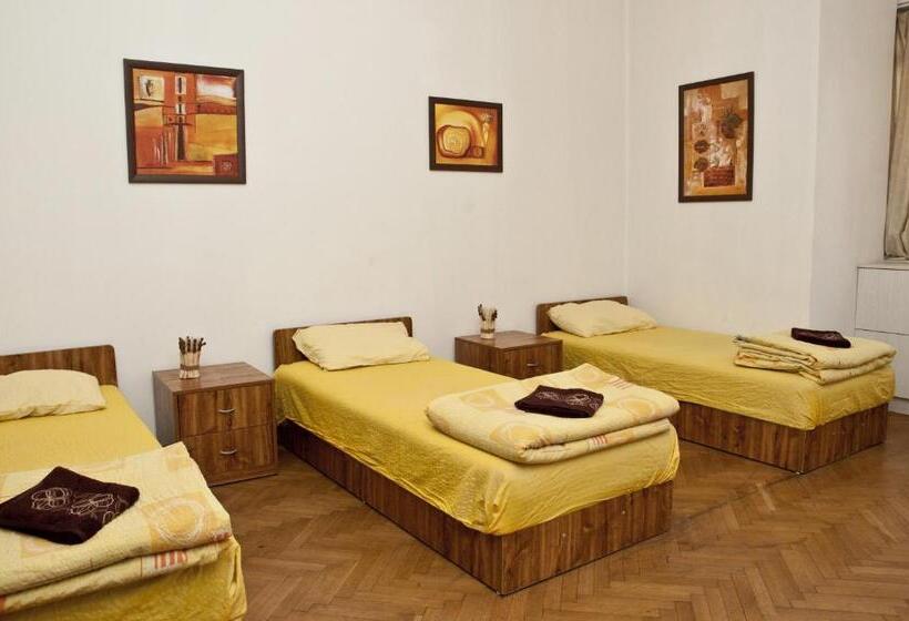 Кровать в Общей Комнате, Hostel Mostel Sofia