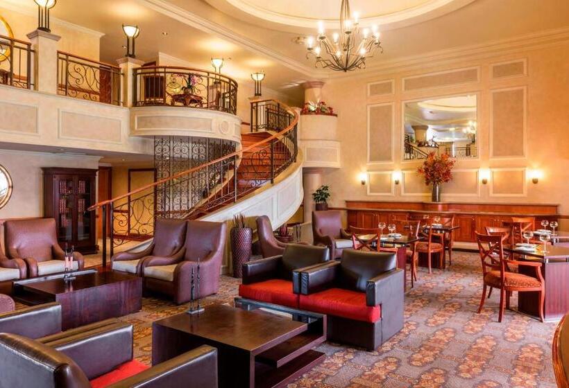 Номер Клуб Кровать Кинг, Sheraton Pretoria