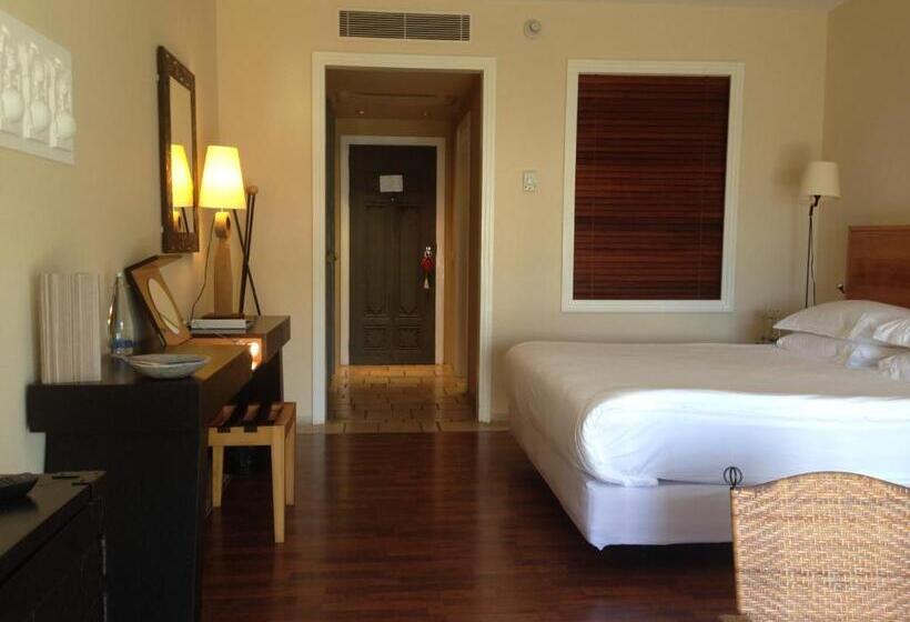 Номер Deluxe, The Marmara Bodrum  Adult Only