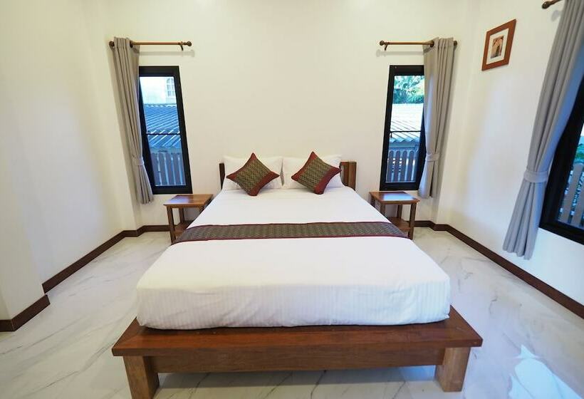 ファミリールーム, Chanapha Residence