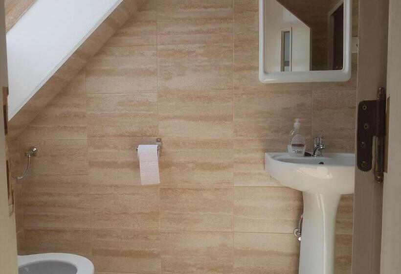 اتاق استاندارد, Lara Guest House