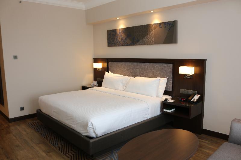 Номер Deluxe, Putrajaya Marriott