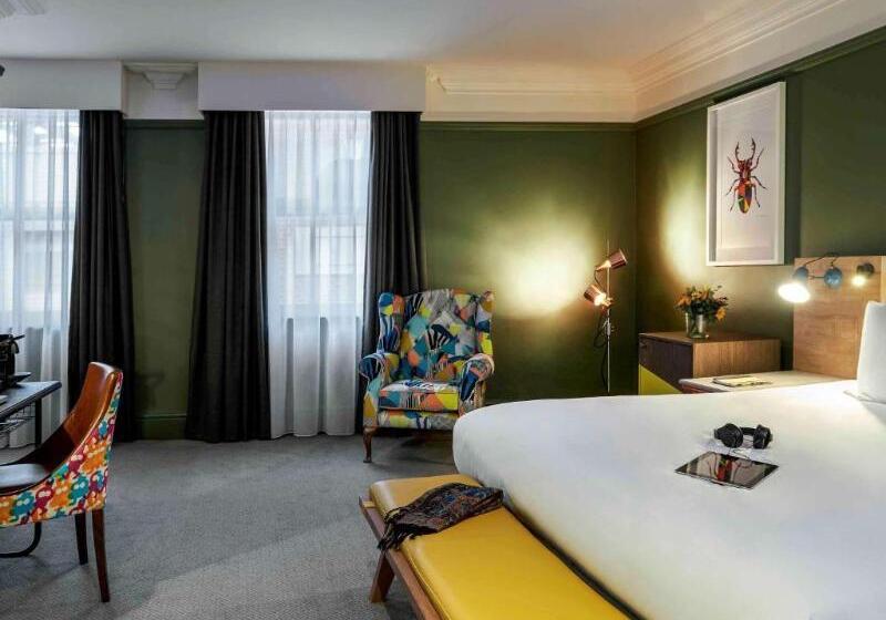 Номер Deluxe, Putrajaya Marriott