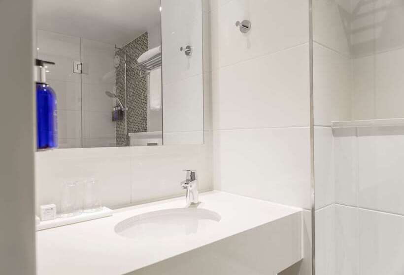سوییت جونیور, Radisson Blu Arlandia Hotel, Stockholm Arlanda
