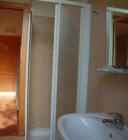 Номер Стандарт с Балконом, Villa Robinia