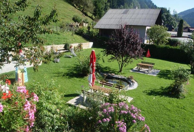Номер Стандарт с Балконом, Landhotel Restaurant Willingshofer