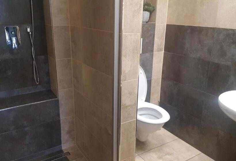 Family Suite, Camelot