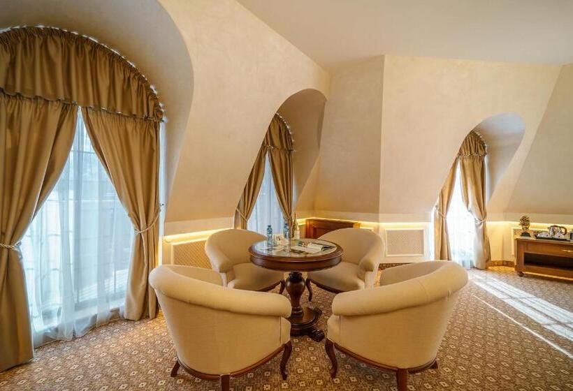 استودیوی استاندارد, Residence City Garden   Certificate Of Excellence 3rd Place In Top 10 Best Five Stars City Hotels Fo