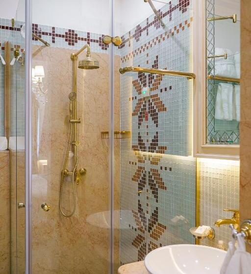 استودیوی استاندارد, Residence City Garden   Certificate Of Excellence 3rd Place In Top 10 Best Five Stars City Hotels Fo