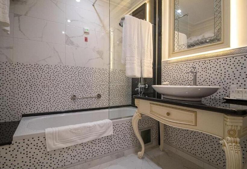 اتاق استاندارد, Residence City Garden   Certificate Of Excellence 3rd Place In Top 10 Best Five Stars City Hotels Fo