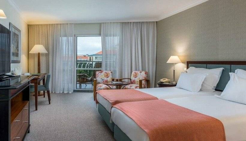 Номер Стандарт Боковой Вид на Море, Pestana Grand Ocean Resort