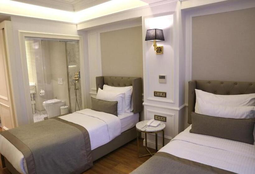 اتاق سوپریور با چشم‌انداز دریا, Mina Hotel   Special Category