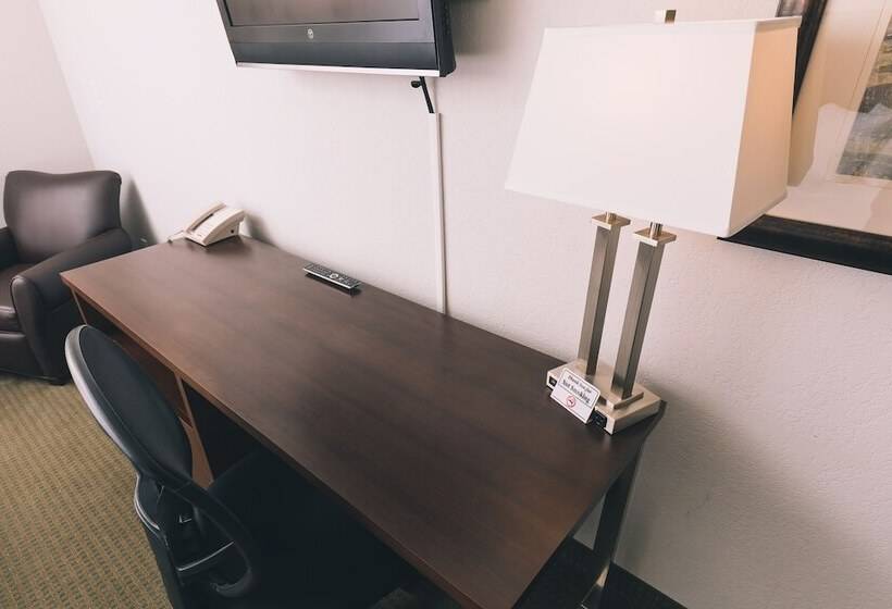 スタンダードルーム, Service Plus Inns And Suites