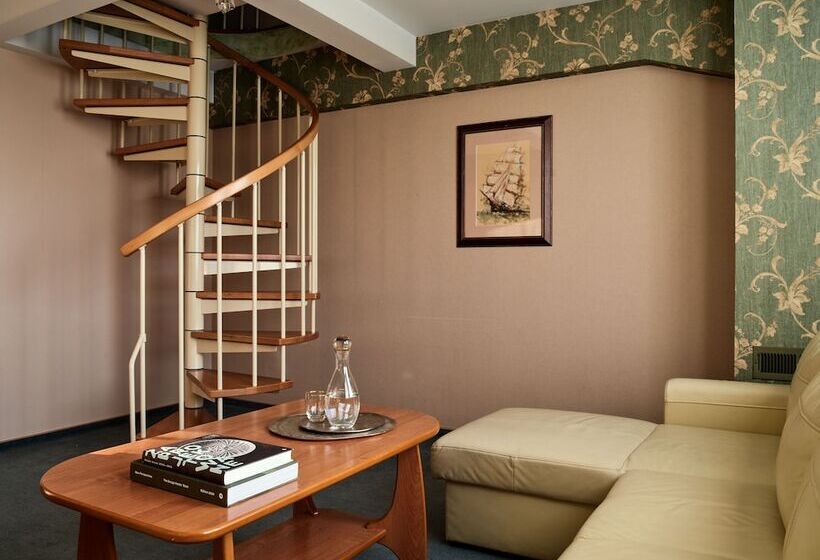 استودیوی استاندارد, Great Polonia Kraków Airport   Ex Hotel Witek