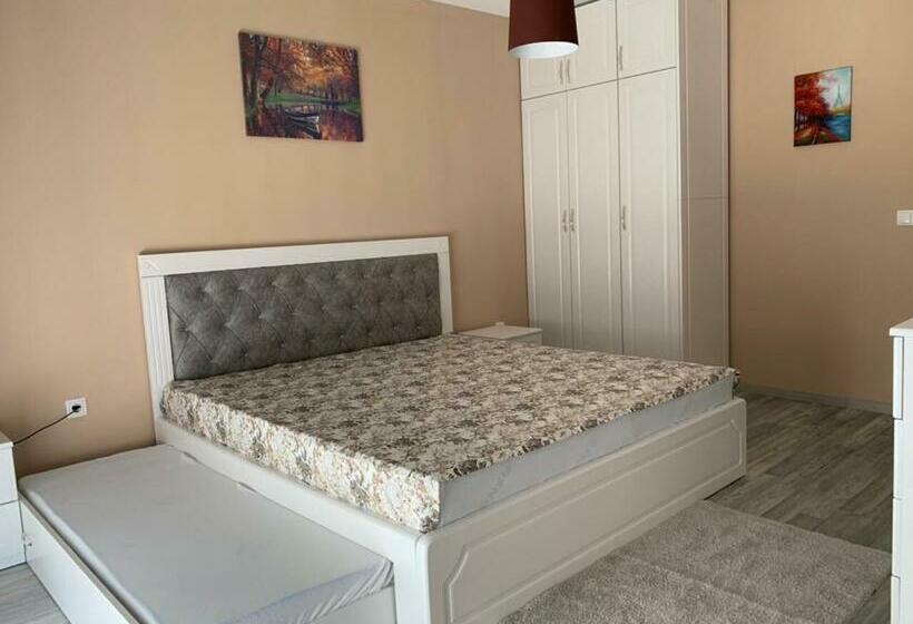 اتاق لوکس, Apartments Divoli