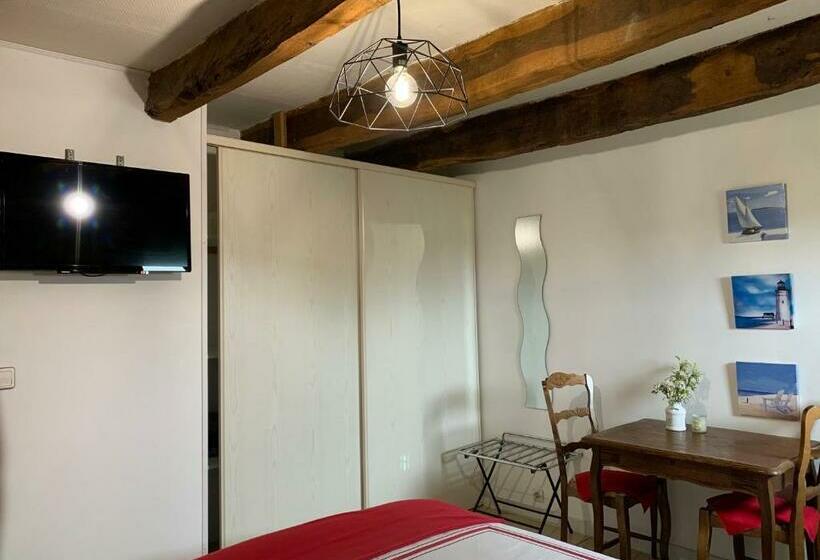 اتاق استاندارد, Chambres D'hôtes Du Manoir Du Haut Salmon
