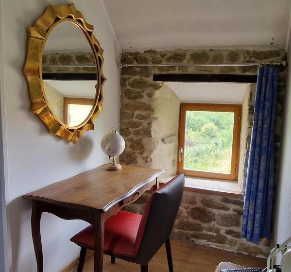 اتاق خانوادگی, Chambres D'hôtes Du Manoir Du Haut Salmon