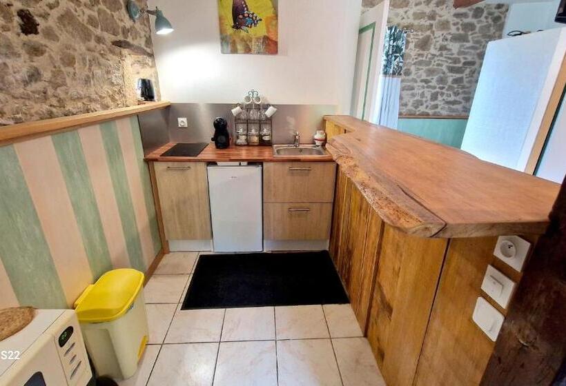 سوییت خانوادگی, Chambres D'hôtes Du Manoir Du Haut Salmon