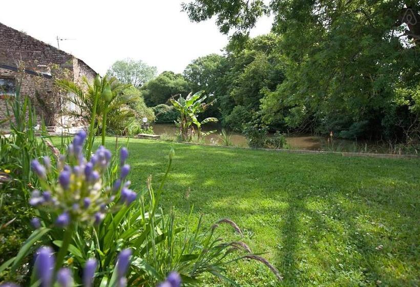 اتاق خانوادگی, Chambres D'hôtes Du Manoir Du Haut Salmon