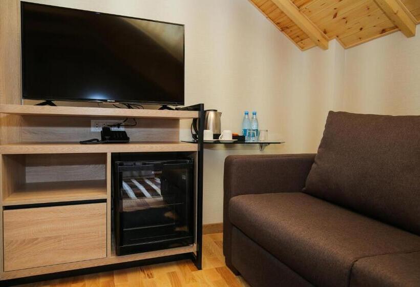 Suite com Varanda, Chalet Dilijan Hotel & Restauarant