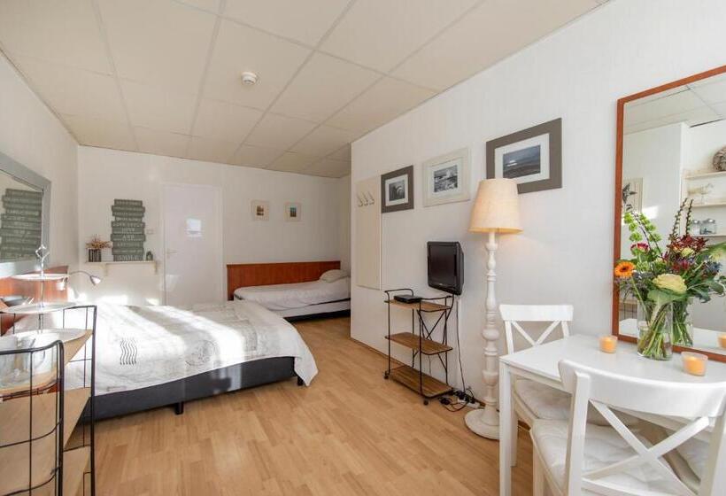 Номер Стандарт Трехместный, Blankebil Rooms