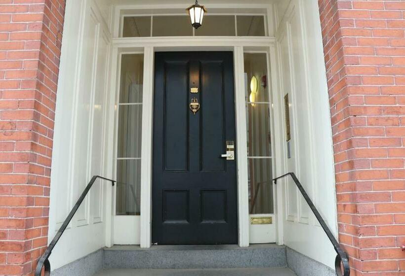 Студия Стандарт, Comfy Beacon Hill Studio Great For Work Travel #13