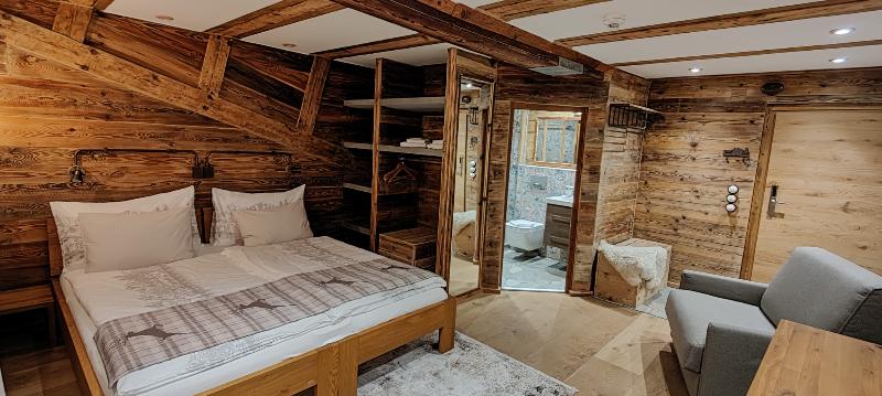 اتاق لوکس, Boutique Hotel De La Croix Fédérale