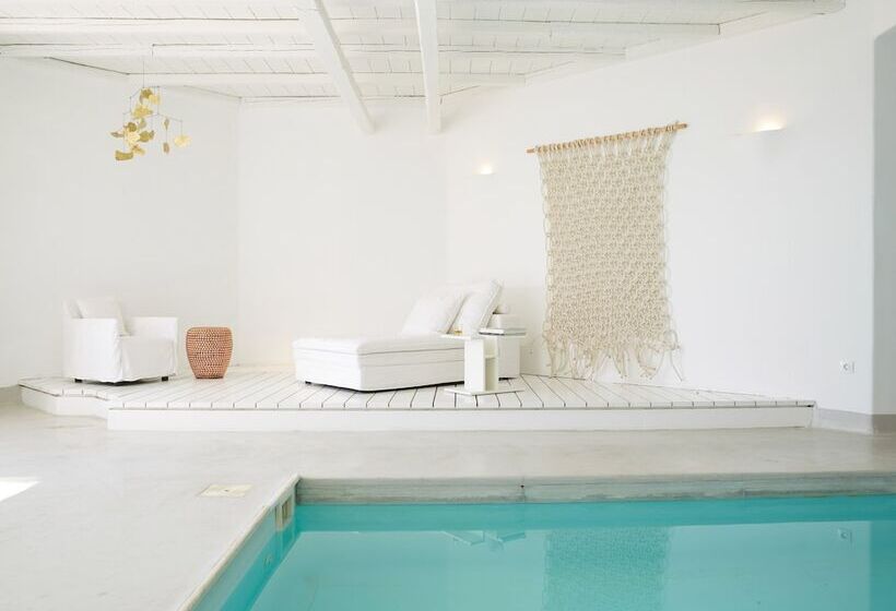 Люкс с Бассейном, Mykonos Blu, A Grecotel Resort To Live