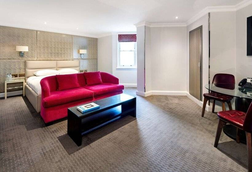 Номер Премиум, Radisson Blu Hotel, London Mercer Street